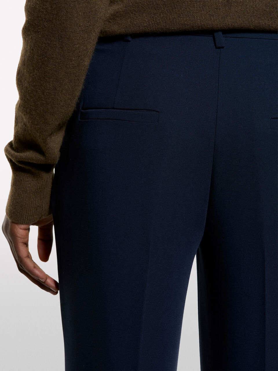 TROUSERS Damen image number null