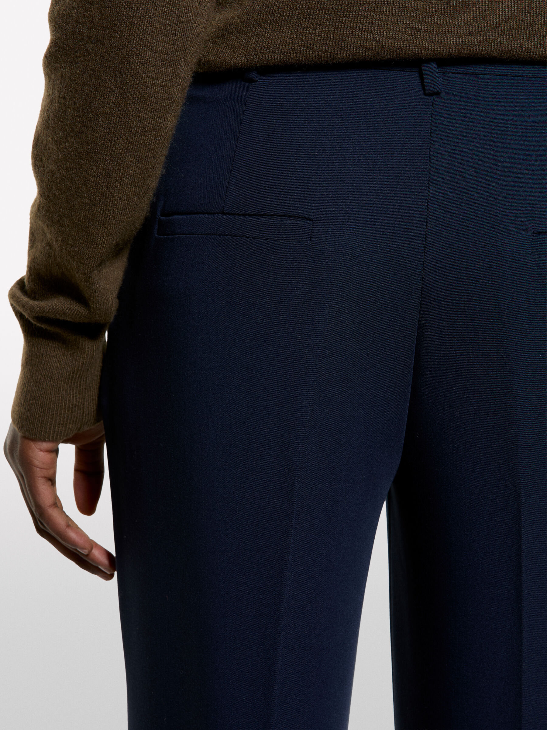 TROUSERS Damen image number null
