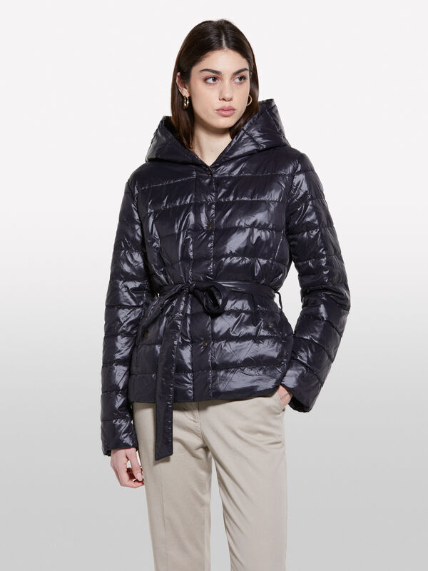 Wattierte Jacke in Schwarz mit Schärpe - daunenjacken und wattierte jacken für damen | Sisley