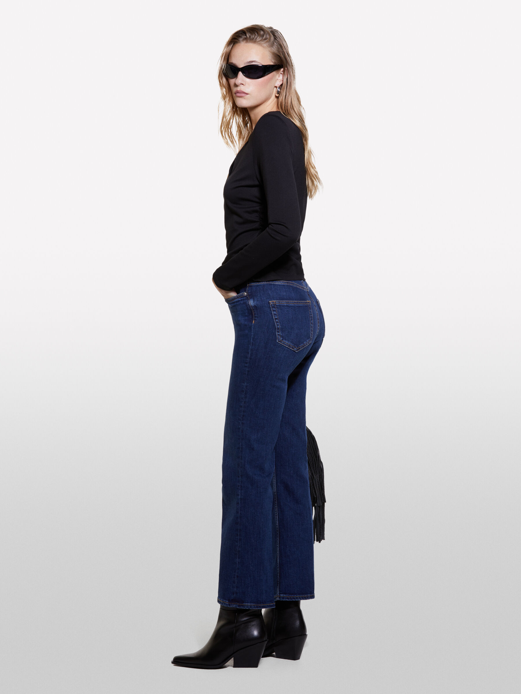 TROUSERS Damen image number null