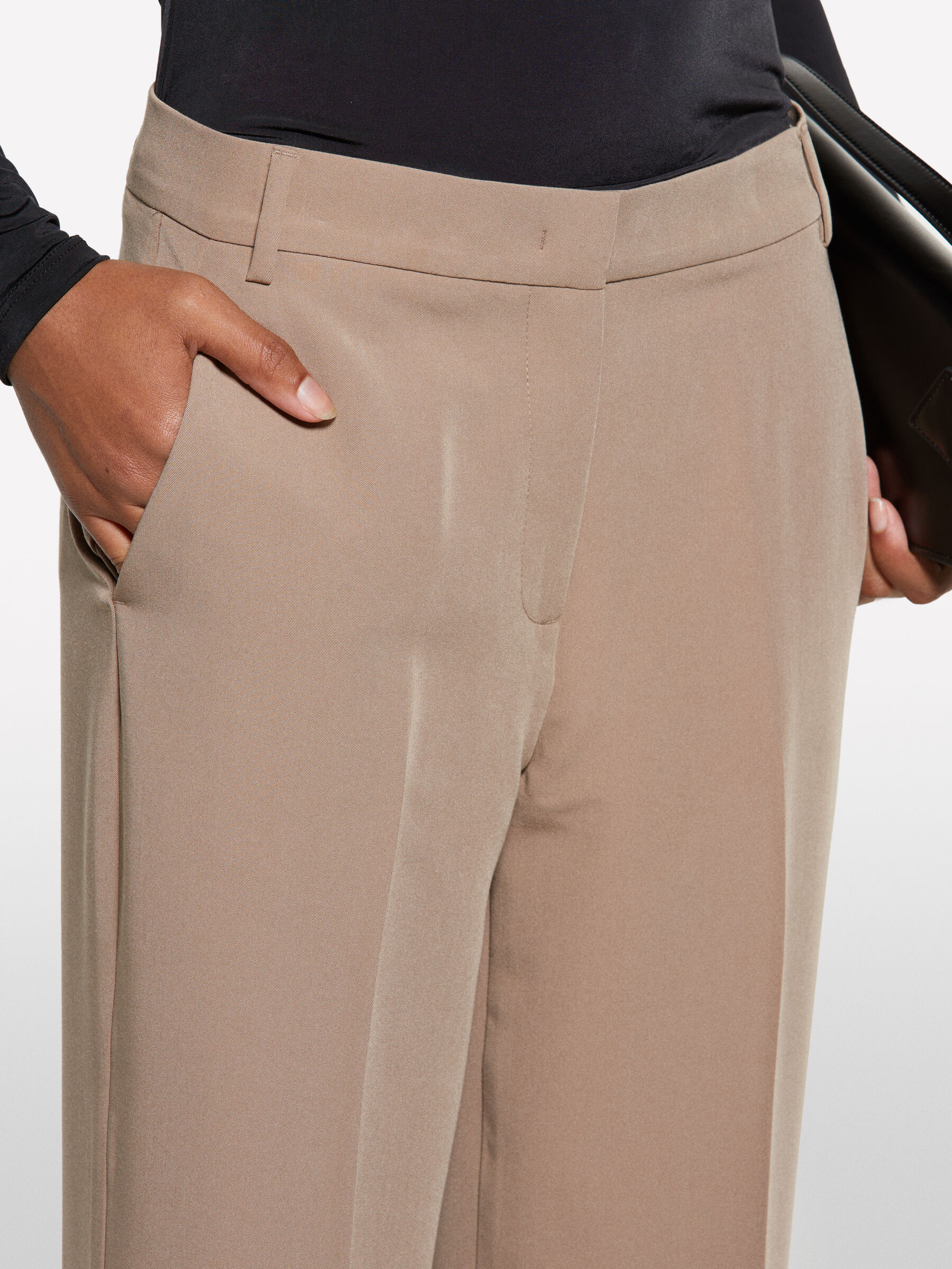 TROUSERS Damen image number null