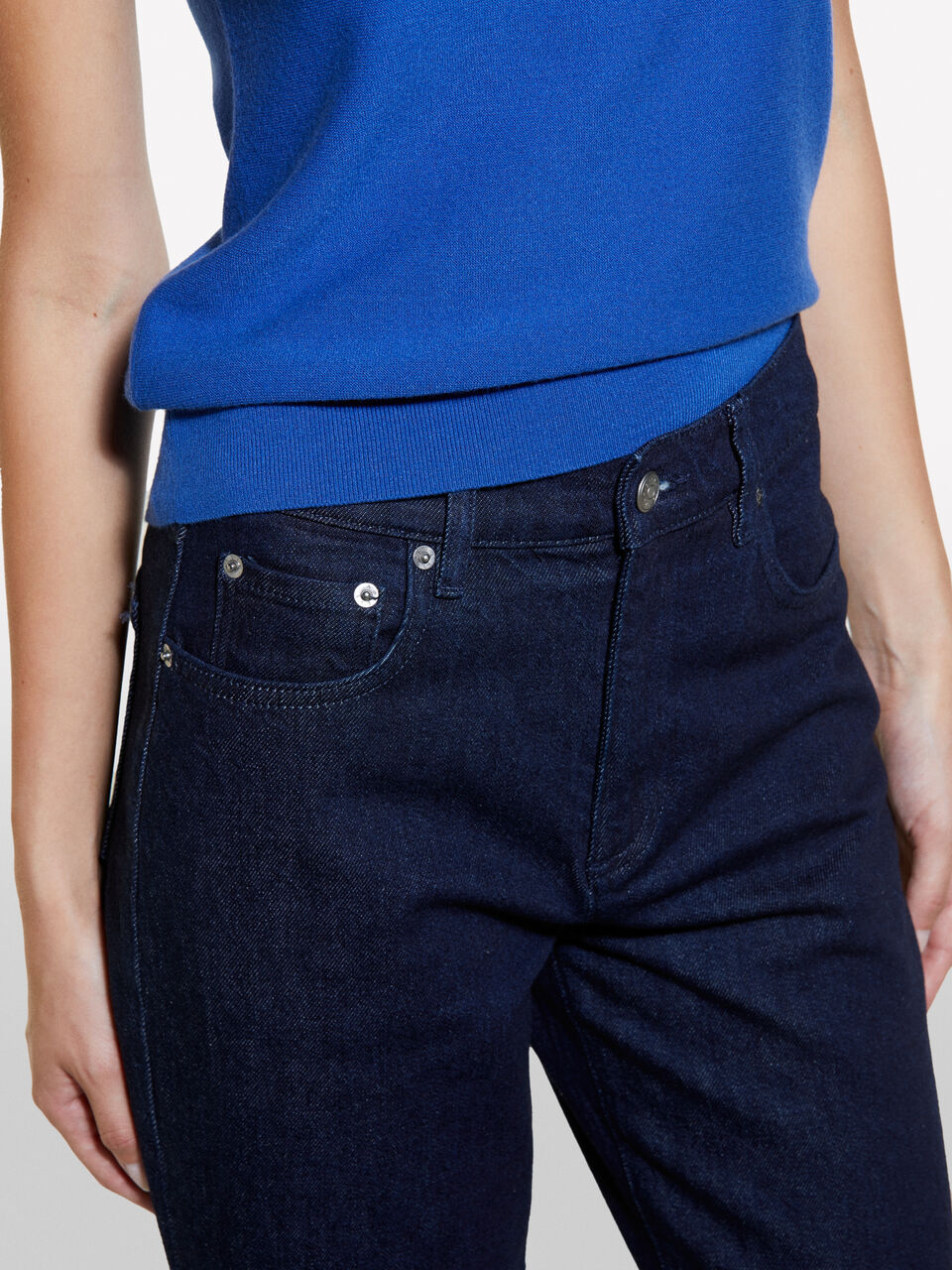 TROUSERS Damen image number null