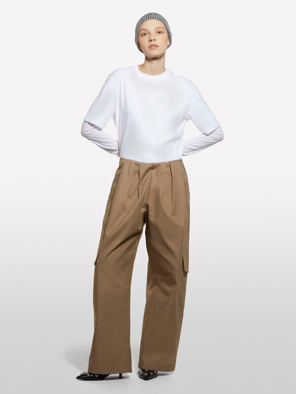 Beige Cargohose mit Bundfalten Beige Cargohose mit Bundfalten - joggers hosen für damen | Sisley