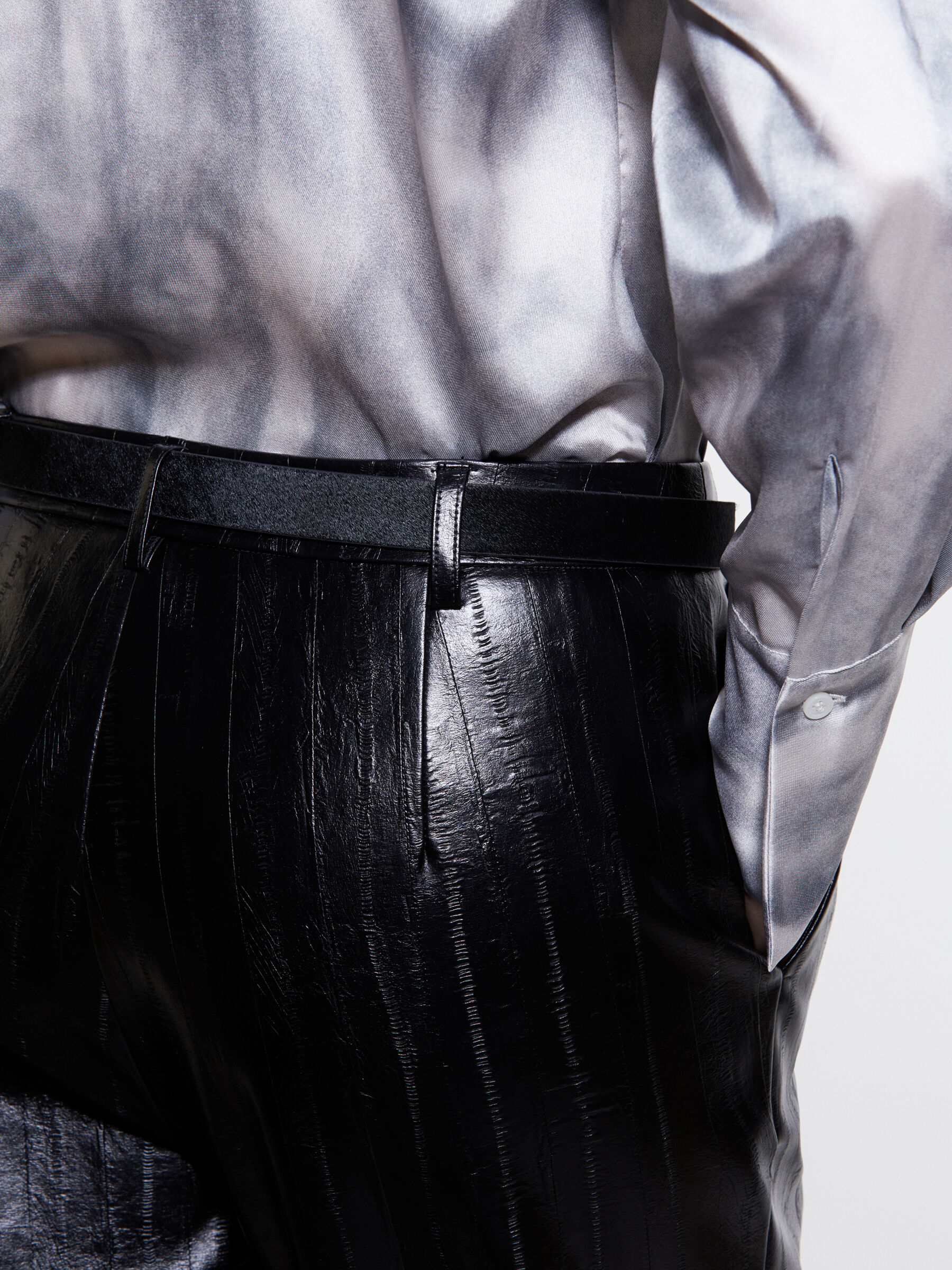 TROUSERS Damen image number null