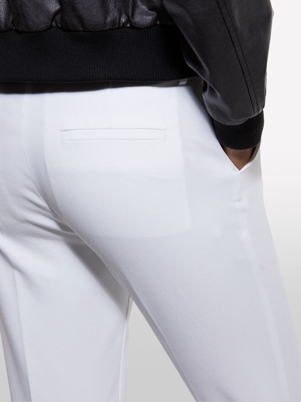 TROUSERS Damen image number null
