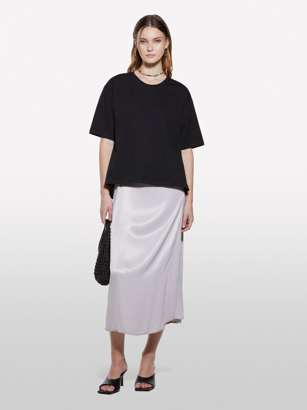 Schwarzes T-Shirt mit &Ouml;ffnung hinten - kurz&auml;rmeliges t-shirt f&uuml;r damen | Sisley