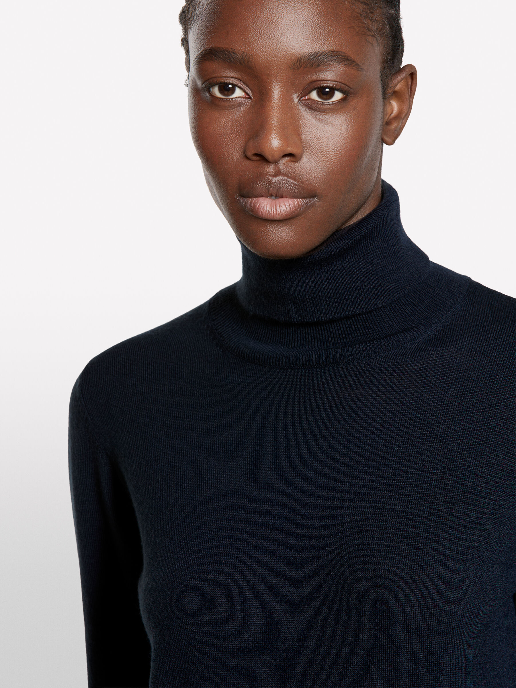 TURTLE NECK SWEATER Damen image number null