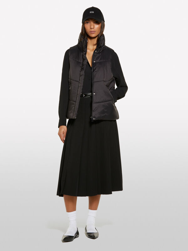 Schwarze gepolsterte Weste - westen und pullunder für damen | Sisley