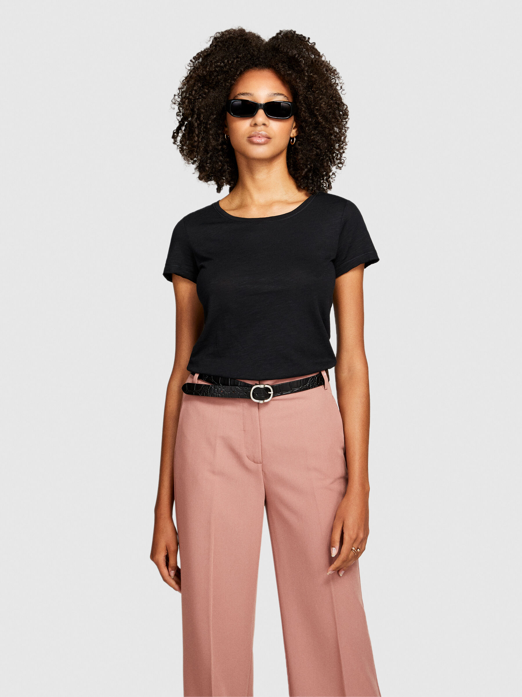 T-Shirt mit Rundausschnitt und Taglio Vivo Damen image number null