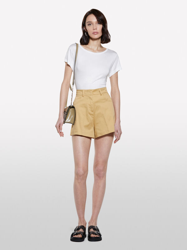 Senffarbene Shorts mit hoher Taille - shorts und kurze hosen für damen | Sisley