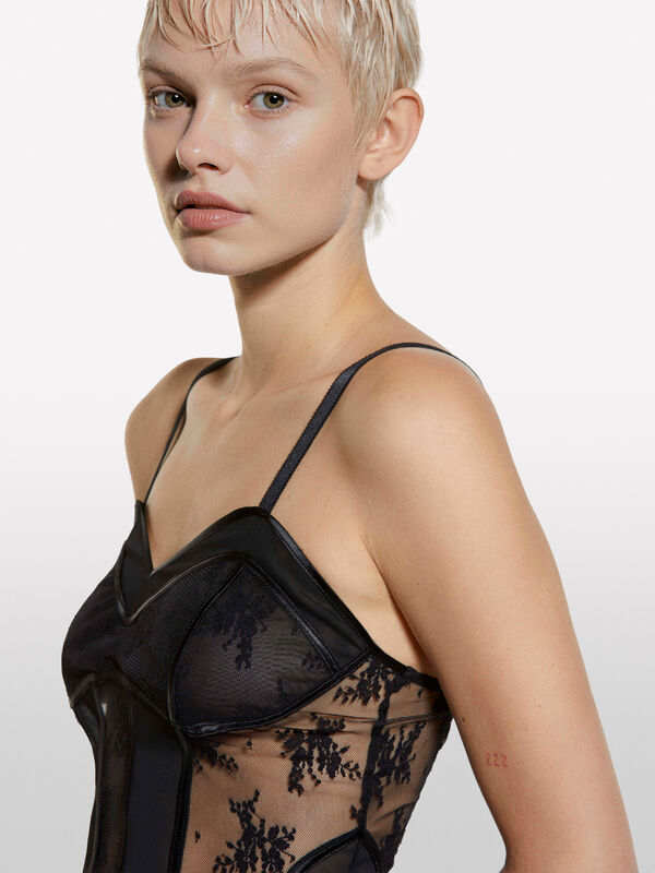 Schwarzes Top aus Tüll und Spitze - top für damen | Sisley