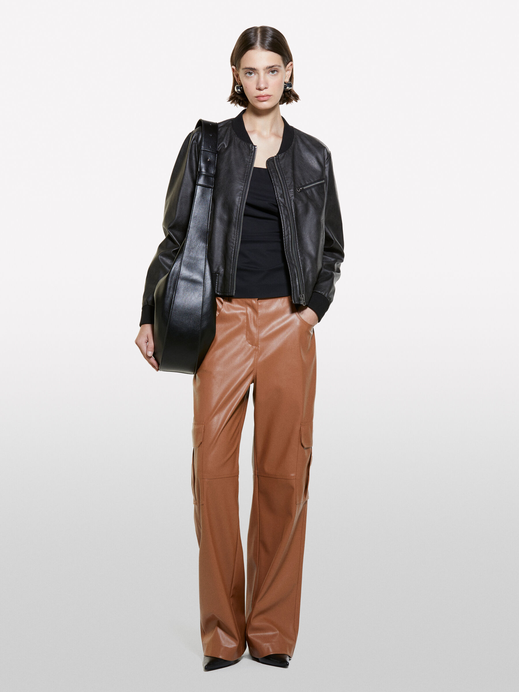 TROUSERS Damen image number null
