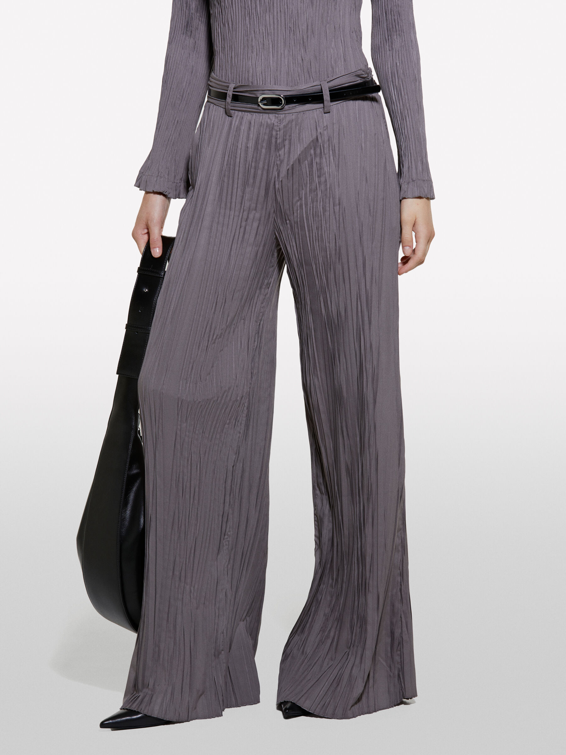 TROUSERS Damen image number null