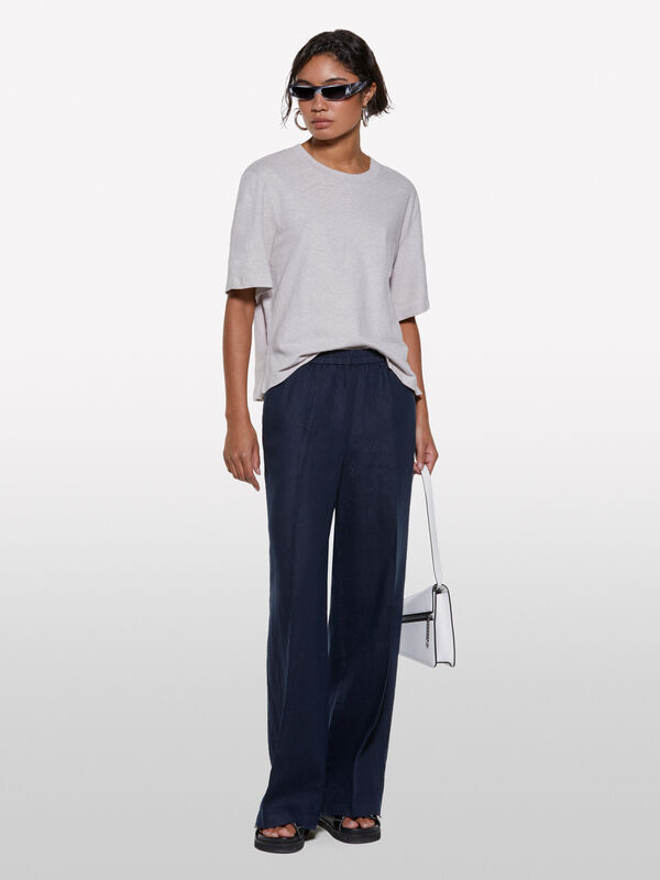 Graues, kurzes T-Shirt - kurzärmeliges t-shirt für damen | Sisley