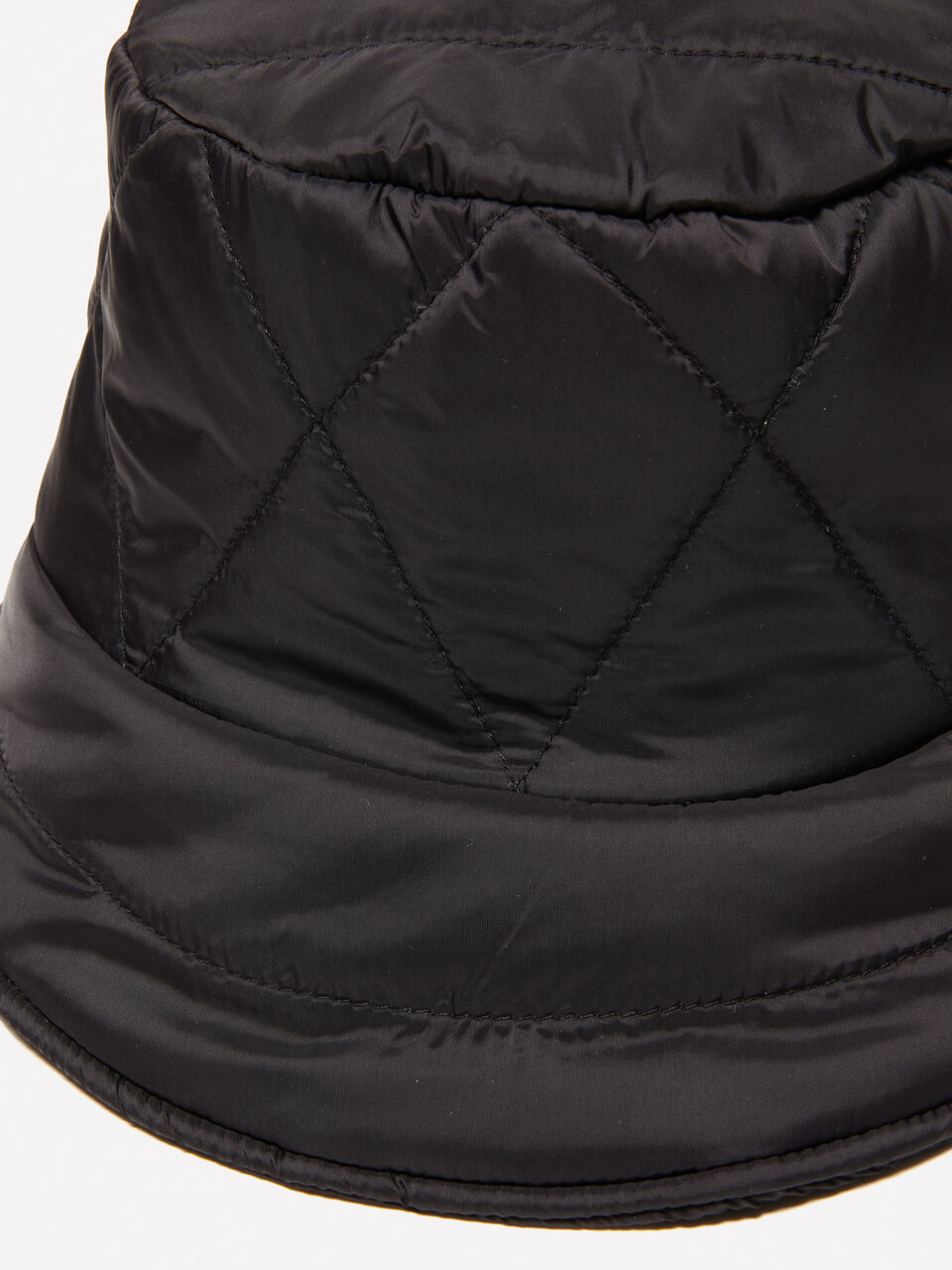 HAT Damen image number null