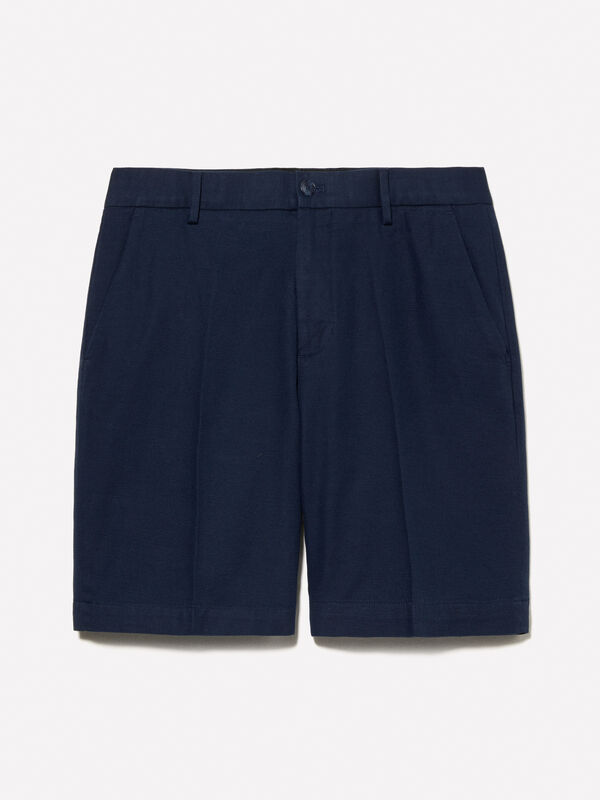 Dunkelblaue Bermudashorts mit normaler Passform Dunkelblaue Bermudashorts mit normaler Passform - shorts für herren | Sisley
