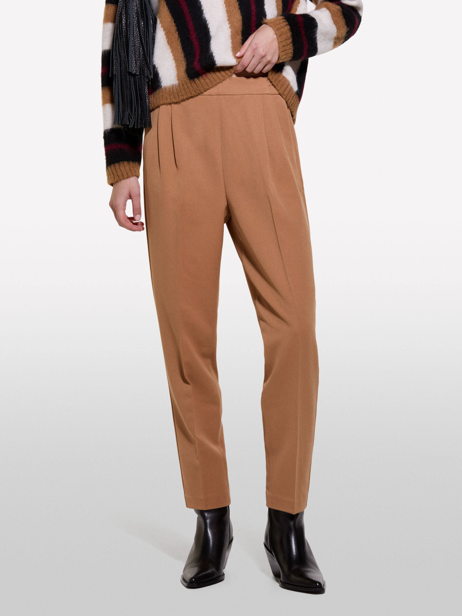 TROUSERS Damen image number null