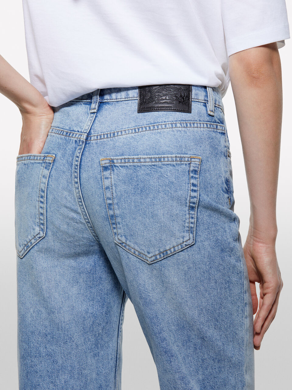 TROUSERS Damen image number null