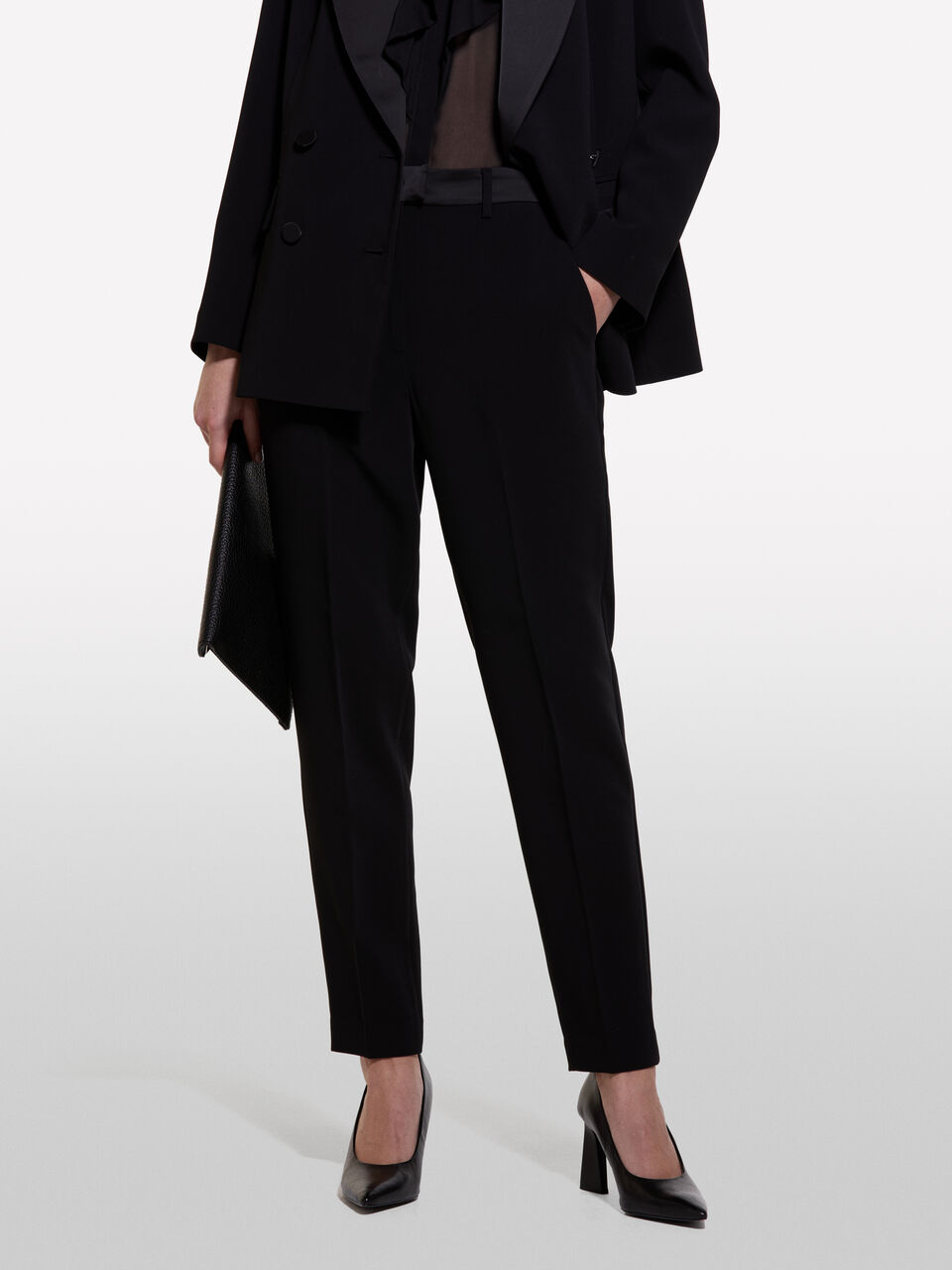 TROUSERS Damen image number null