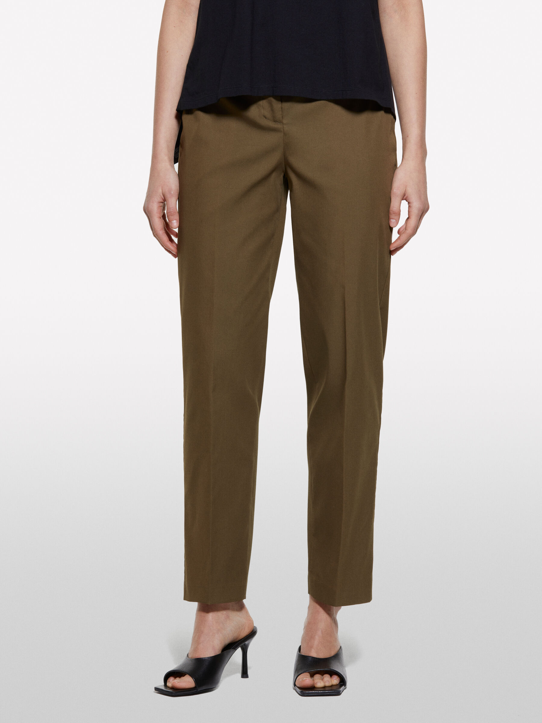 TROUSERS Damen image number null