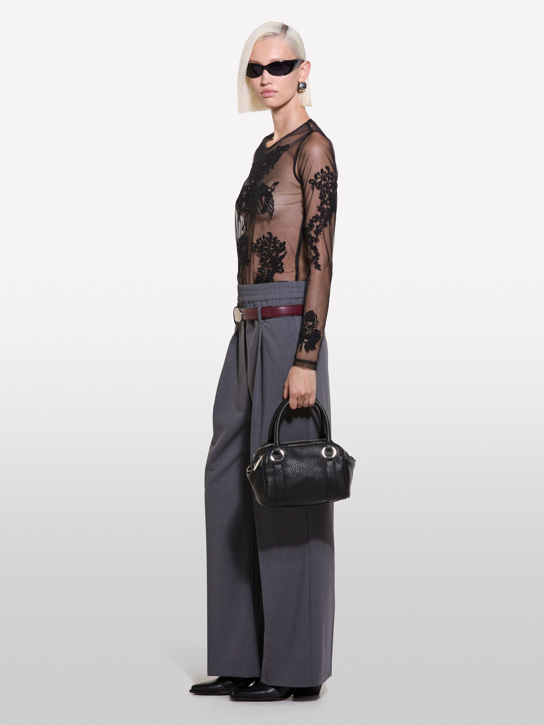 TROUSERS Damen image number null