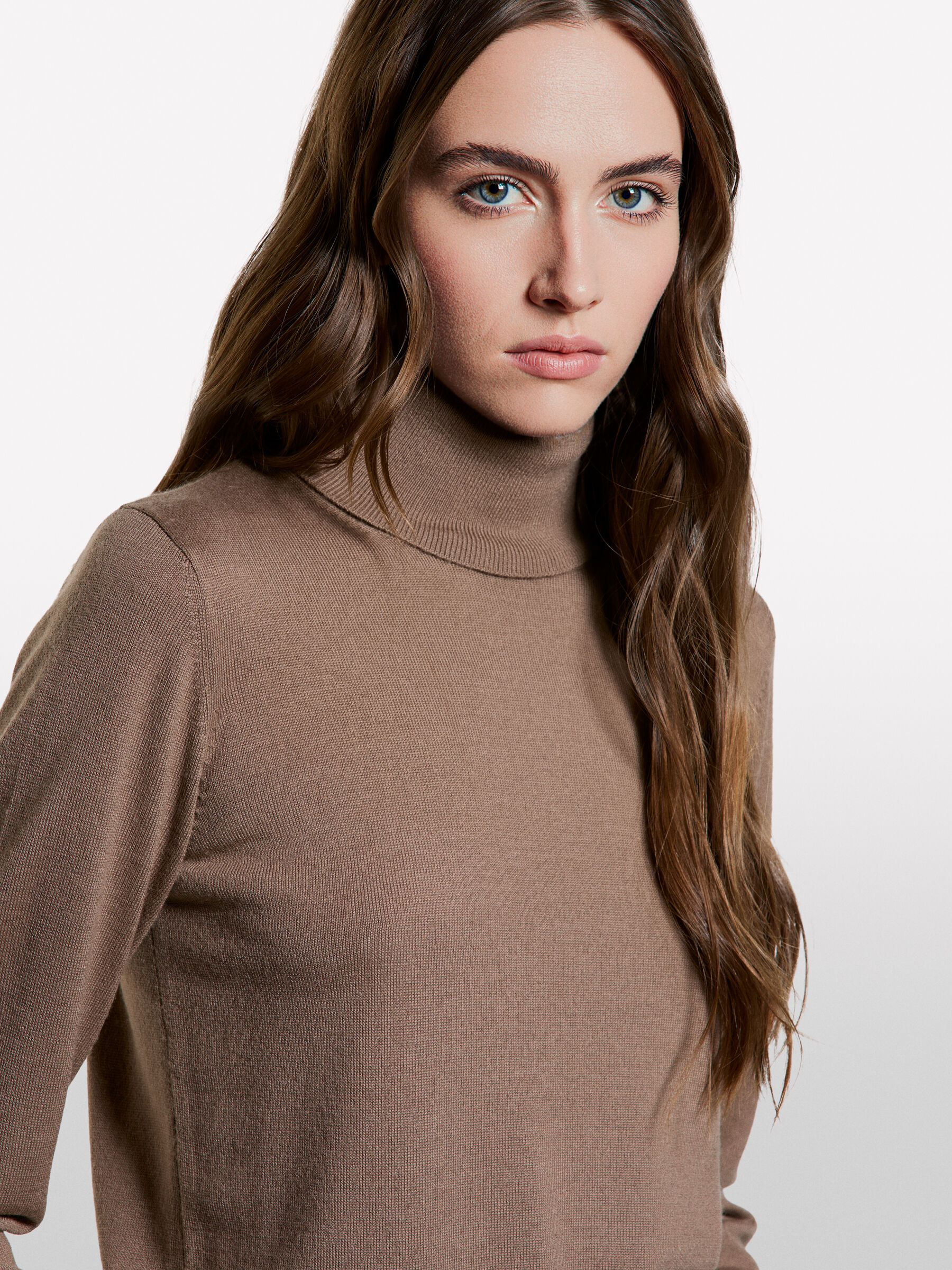 TURTLE NECK SWEATER Damen image number null