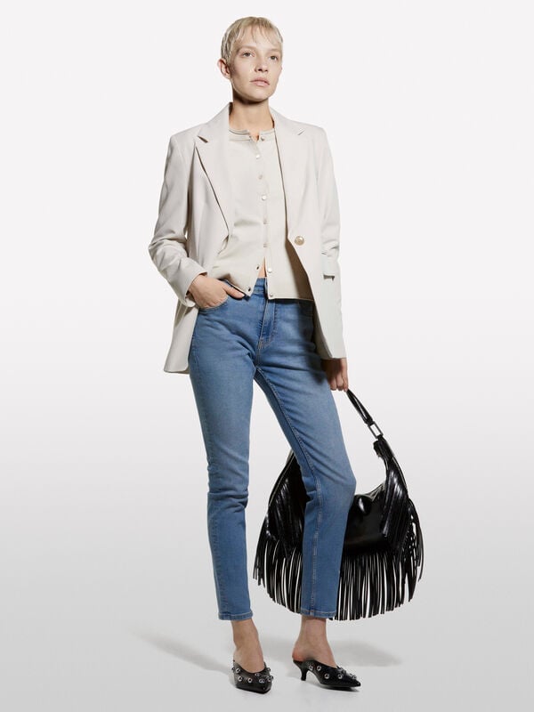 Beige Strickjacke mit normaler Passform Beige Strickjacke mit normaler Passform - cardigans für damen | Sisley