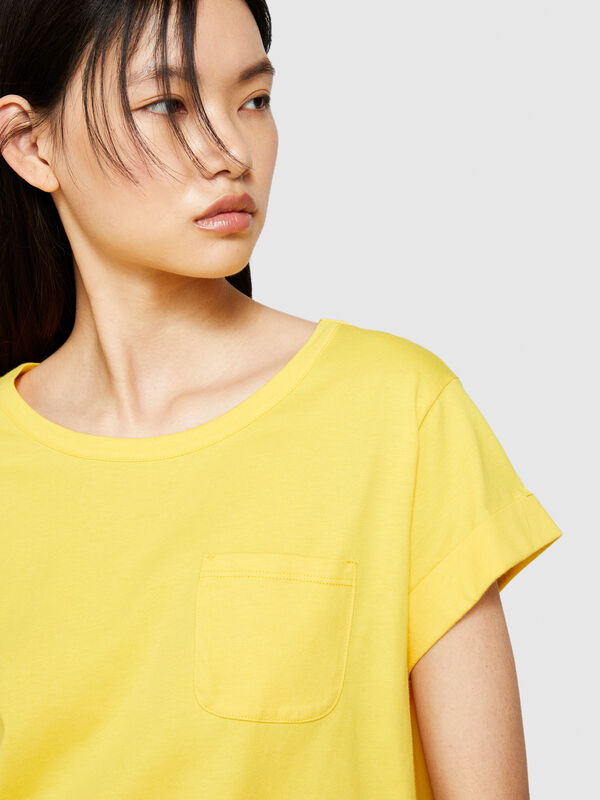 T-Shirt mit Tasche aus 100% Bio-Baumwolle - kurzärmeliges t-shirt für damen | Sisley
