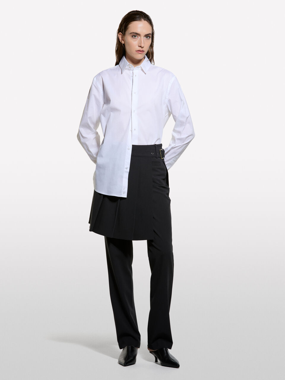 TROUSERS Damen image number null