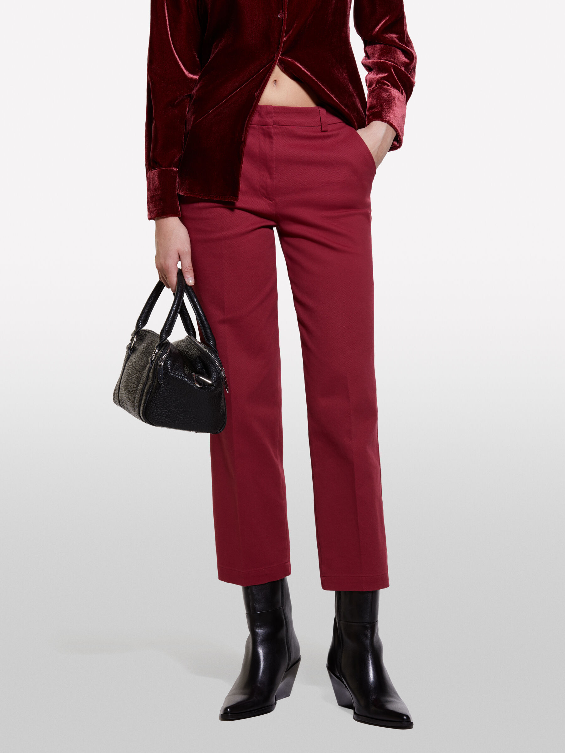 TROUSERS Damen image number null