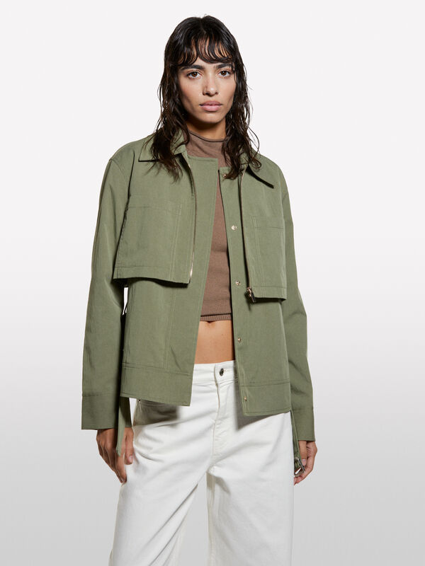 Dunkelgrüner Parka mit Schößchen - jacketts und jacken für damen | Sisley