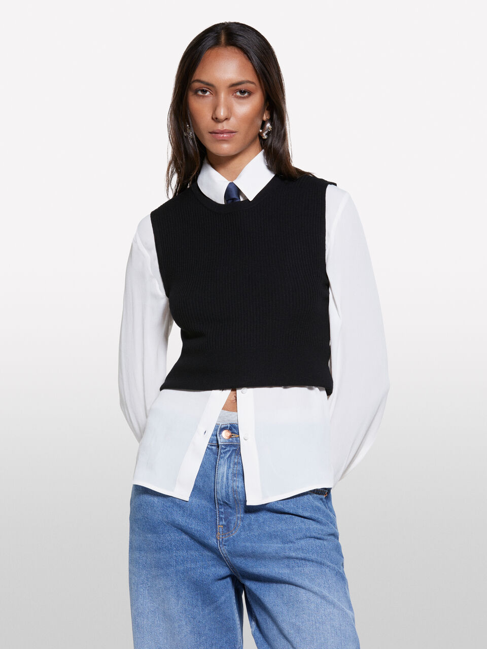 SLEEVELESS SWEATER Damen image number null