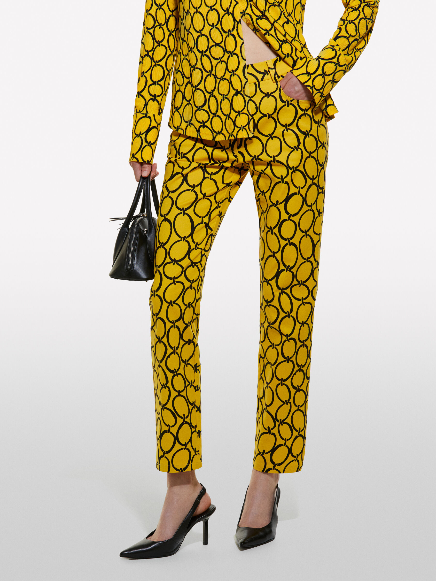 TROUSERS Damen image number null