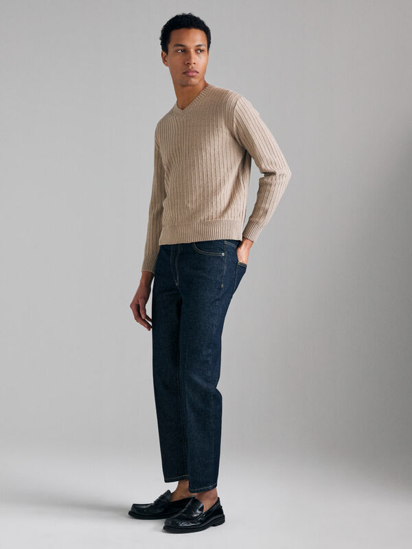 Schmal geschnittene, verk&uuml;rzte Jeans - slim fit jeans f&uuml;r herren | Sisley