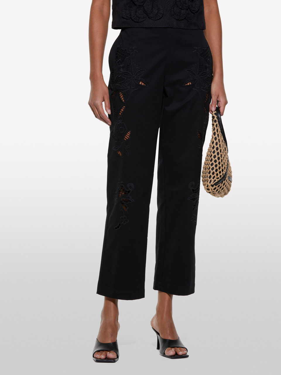 TROUSERS Damen image number null