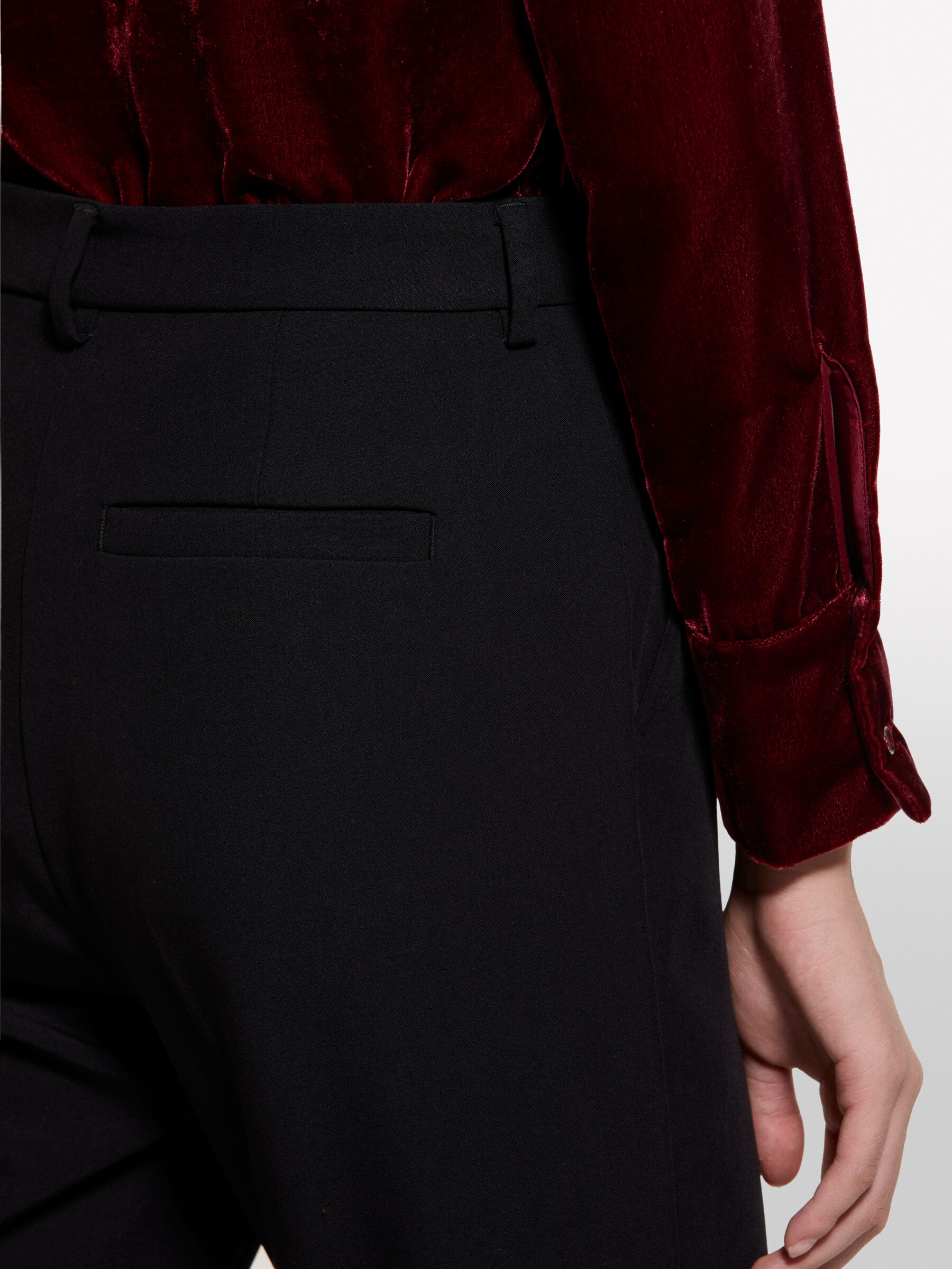TROUSERS Damen image number null