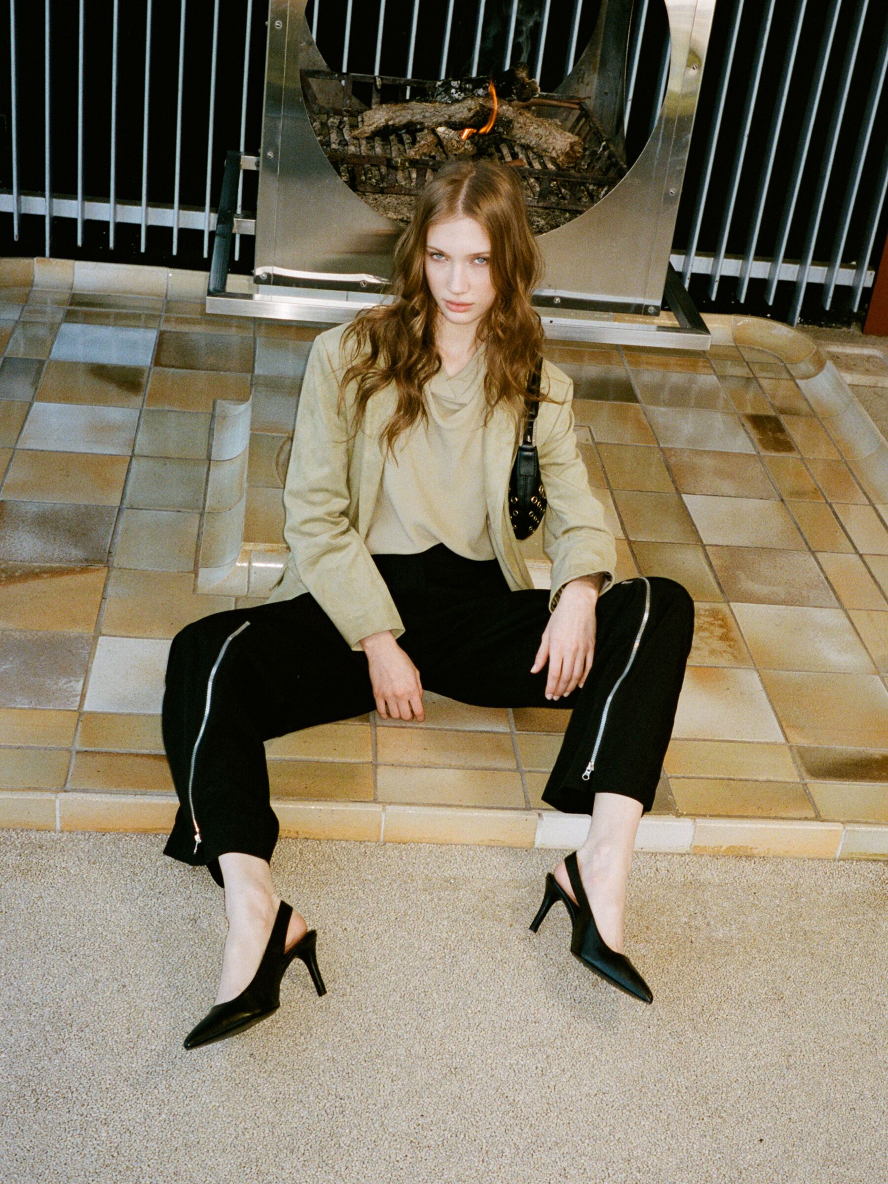 TROUSERS Damen image number null