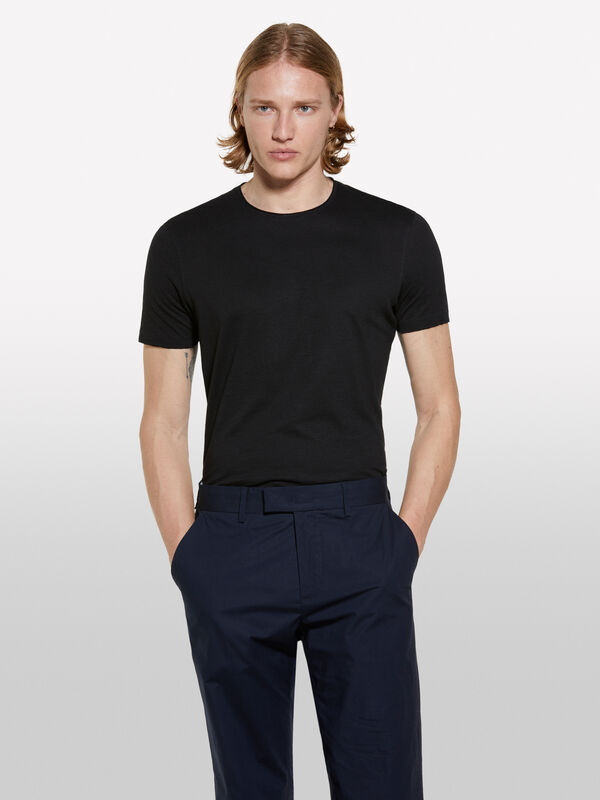 Kurzärmeliges T-Shirt slim fit in Schwarz - kurzärmeliges t-shirt für herren | Sisley