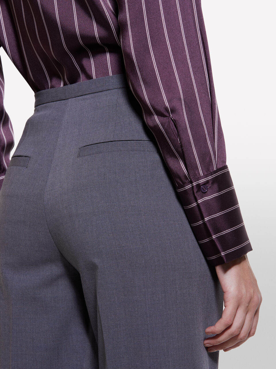 TROUSERS Damen image number null