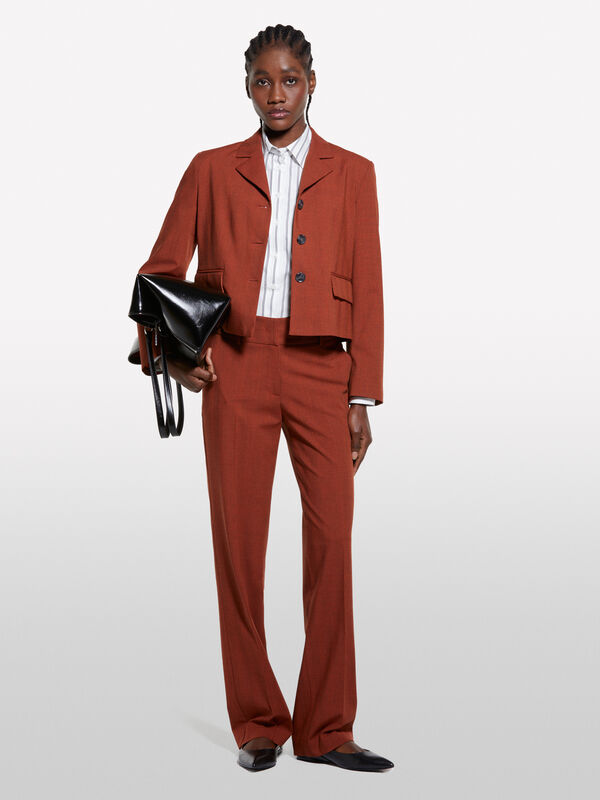 Kurze Jacke in Rot Kurze Jacke in Rot - blazer für damen | Sisley