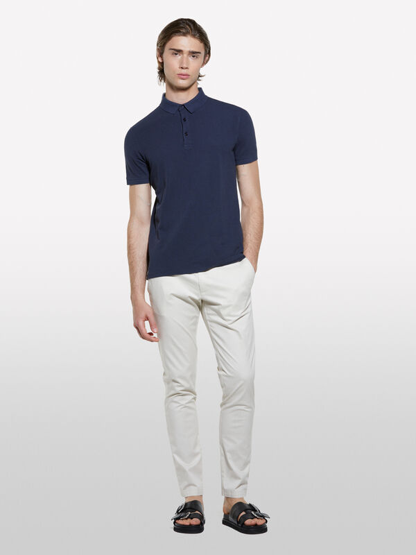 Schmal geschnittene hellbeige Chinohose - slim hosen für herren | Sisley