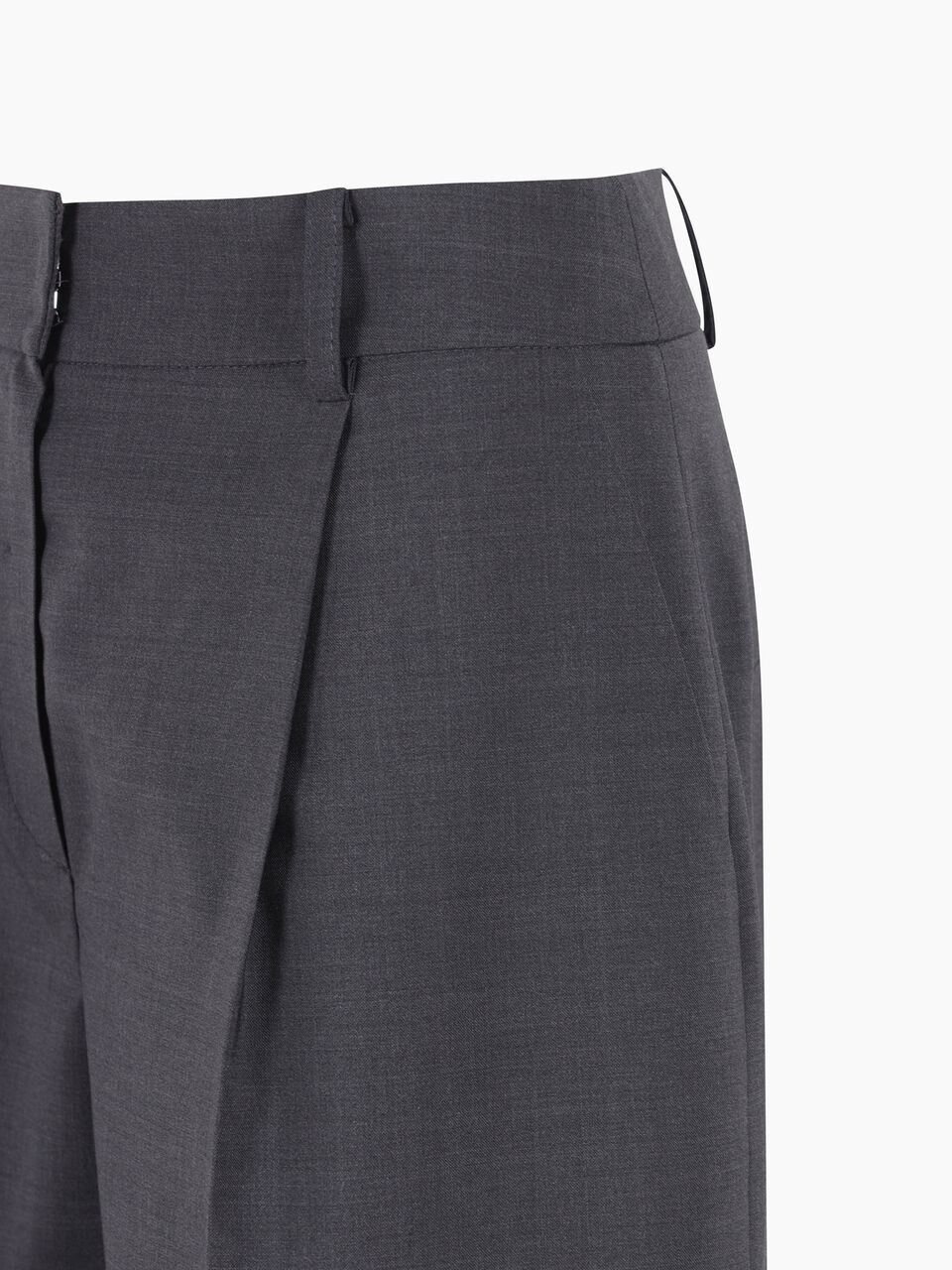 BERMUDA Damen image number null