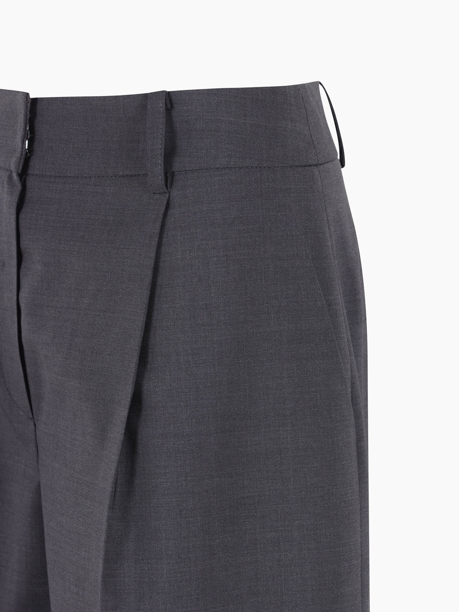 BERMUDA Damen image number null