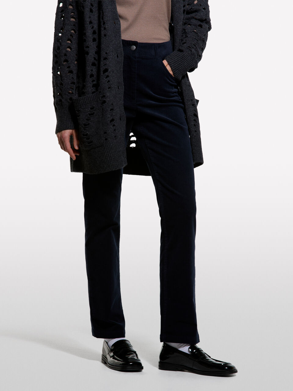 TROUSERS Damen image number null