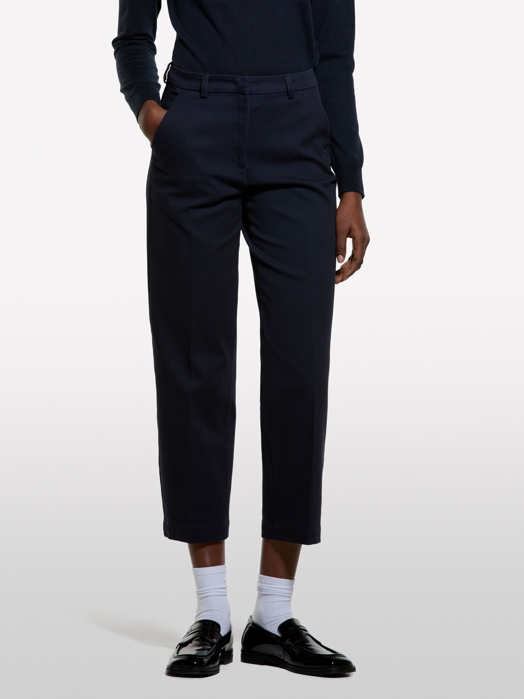 TROUSERS Damen image number null