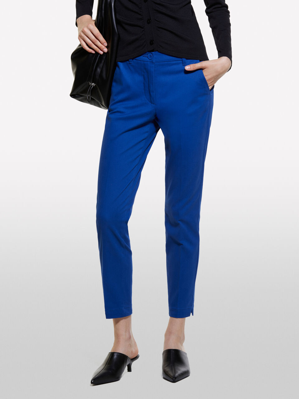 TROUSERS Damen image number null