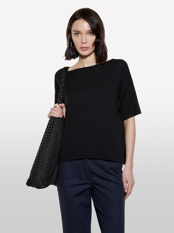 Schwarzes Over-Fit-Strick-T-Shirt - kurzärmeliges t-shirt für damen | Sisley