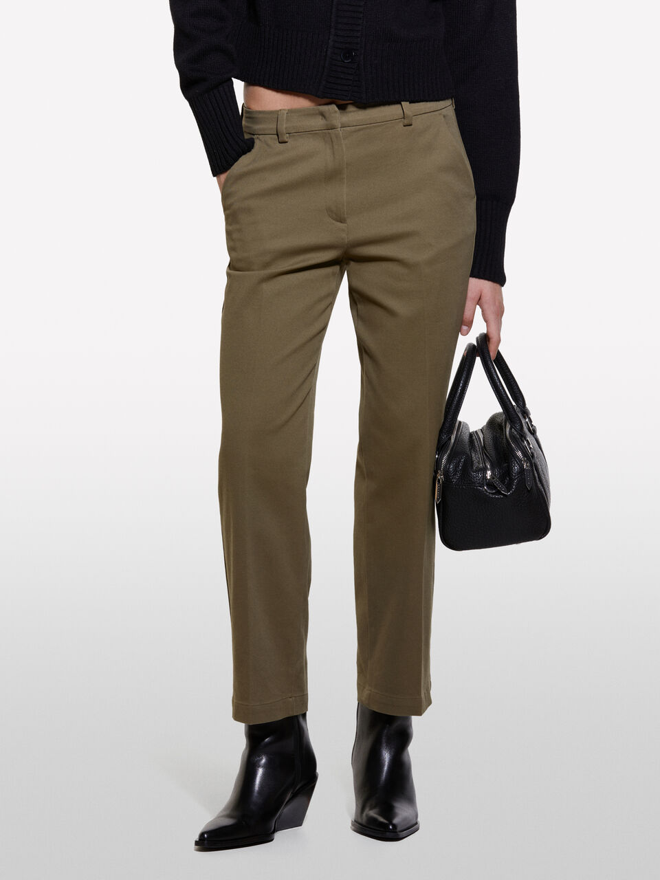 TROUSERS Damen image number null