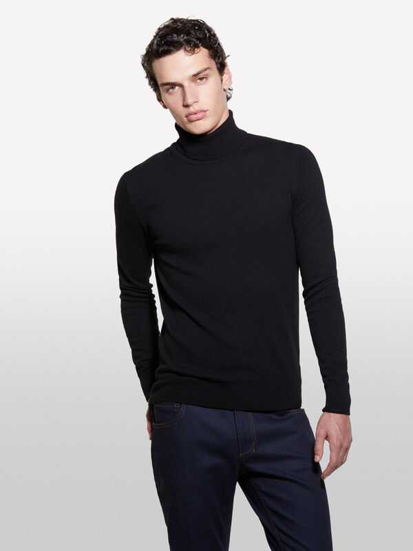 Schwarzer Pullover regular fit mit hohem Kragen - pullover hoher kragen f&uuml;r herren | Sisley