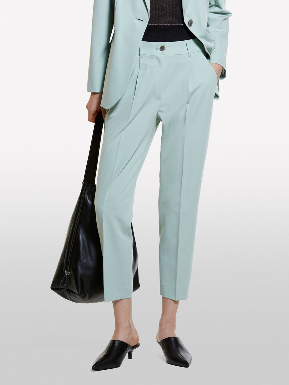 TROUSERS Damen image number null